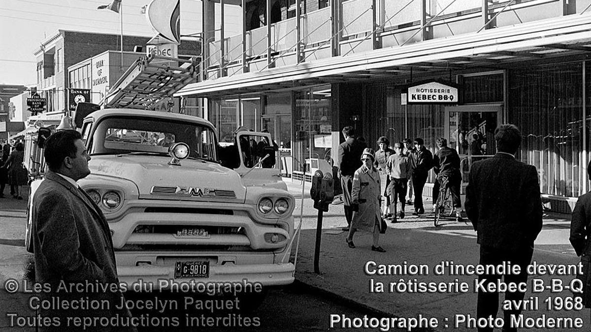 Montcalm dans les années 1960 : camion d’incendie devant le resto Kébec Bar-B-Q | 14 août 2022 | Article par Jean Cazes