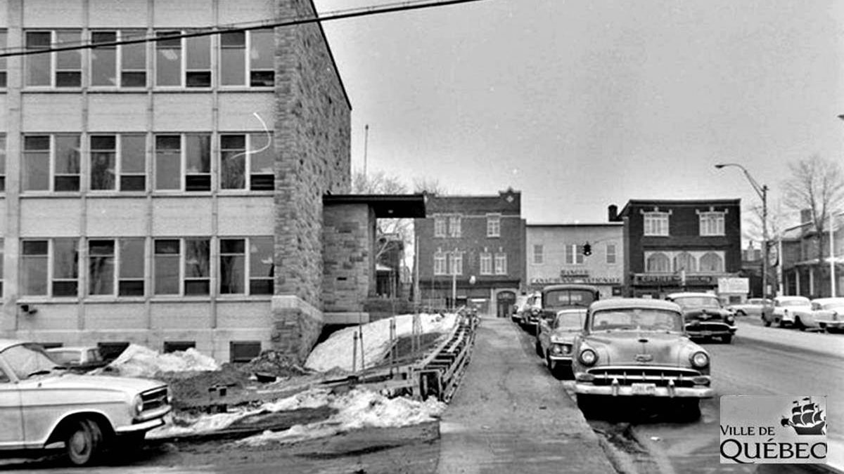 Montcalm dans les années 1960 : l'école secondaire Joseph-François-Perrault | 27 février 2022 | Article par Jean Cazes