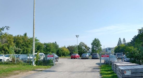 Parc Karim-Ouellet: le stationnement temporaire maintenu jusqu'au 30 juin 2024 - Julie Rheaume